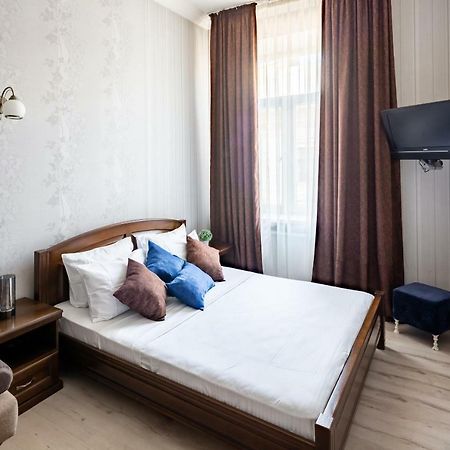 Alfa Apartments Kniazia Romana 11 Львів Екстер'єр фото