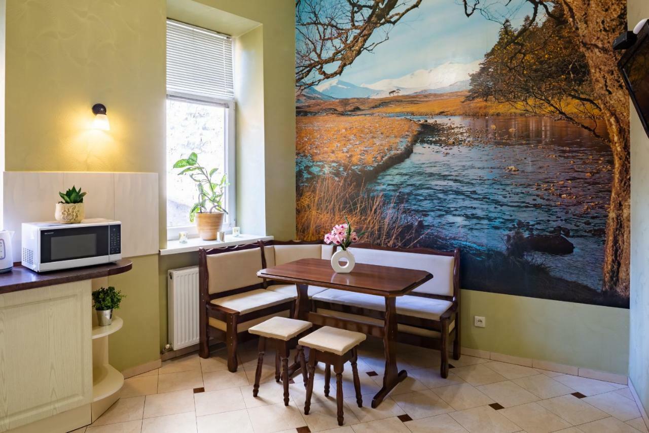 Alfa Apartments Kniazia Romana 11 Львів Екстер'єр фото