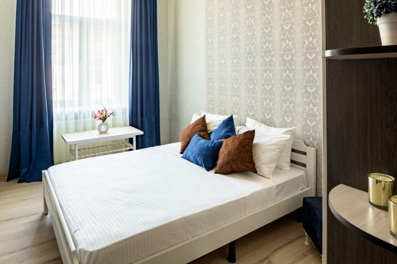 Alfa Apartments Kniazia Romana 11 Львів Екстер'єр фото